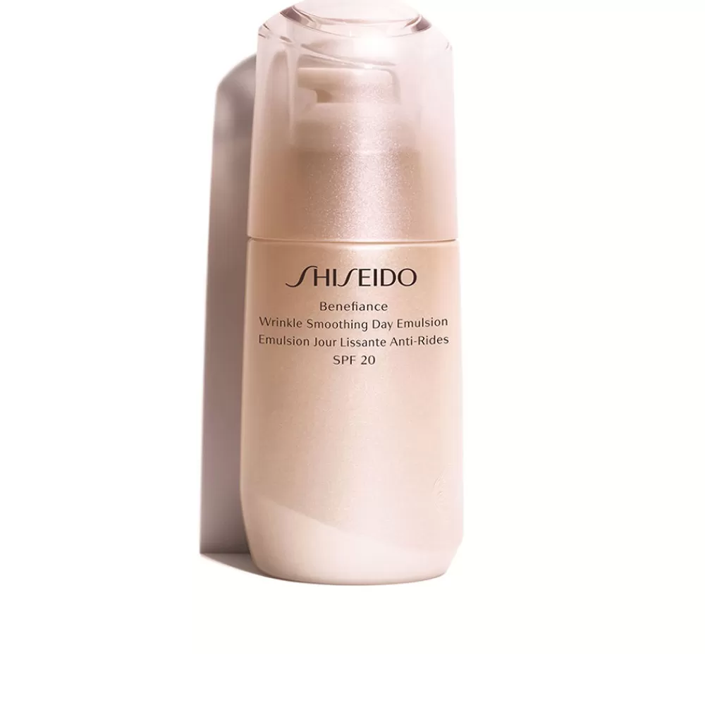 Shiseido Benefiance Wrinkle Smoothing Day Emulsion Spf20 Fashion